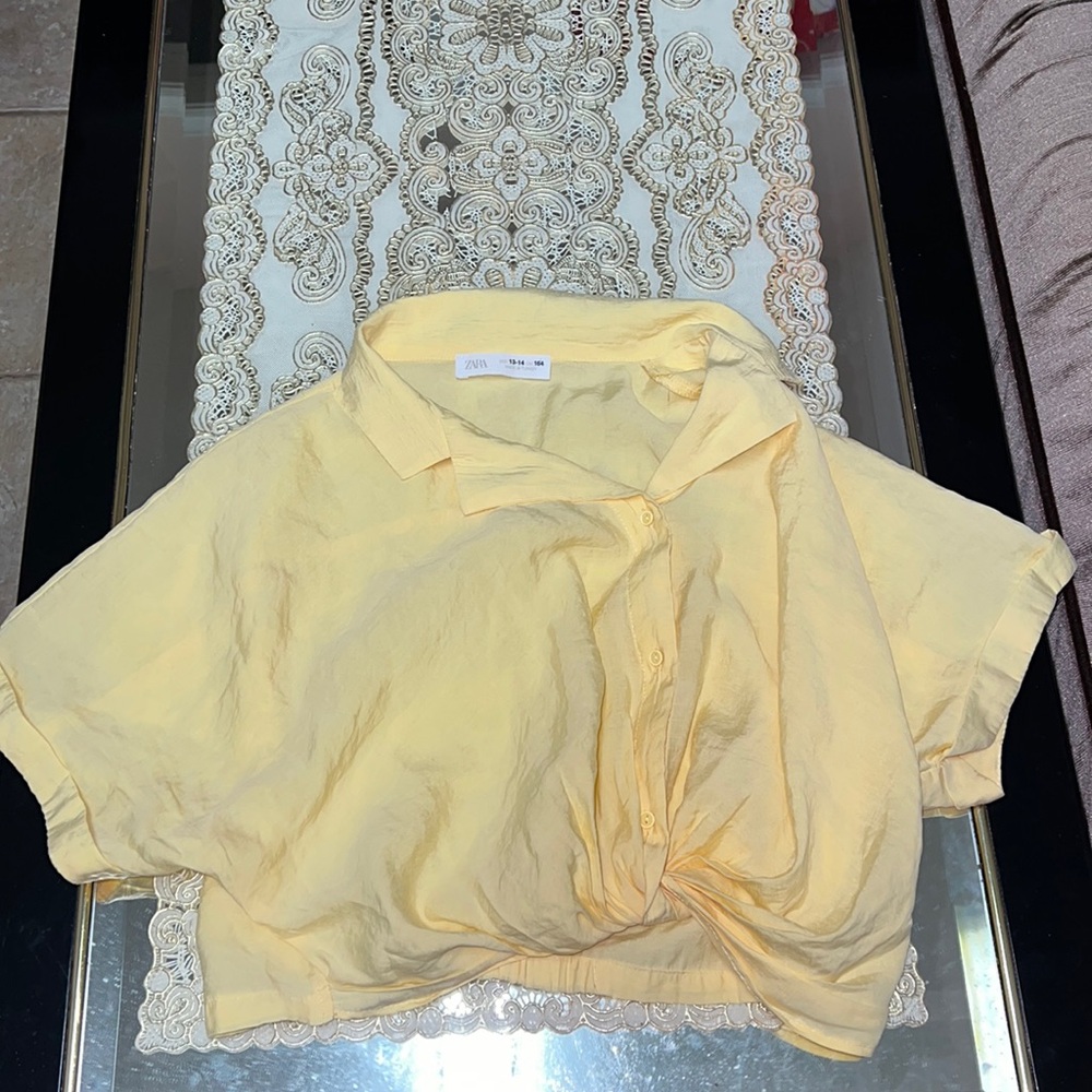 Zara yellow short-sleeved button down crop top